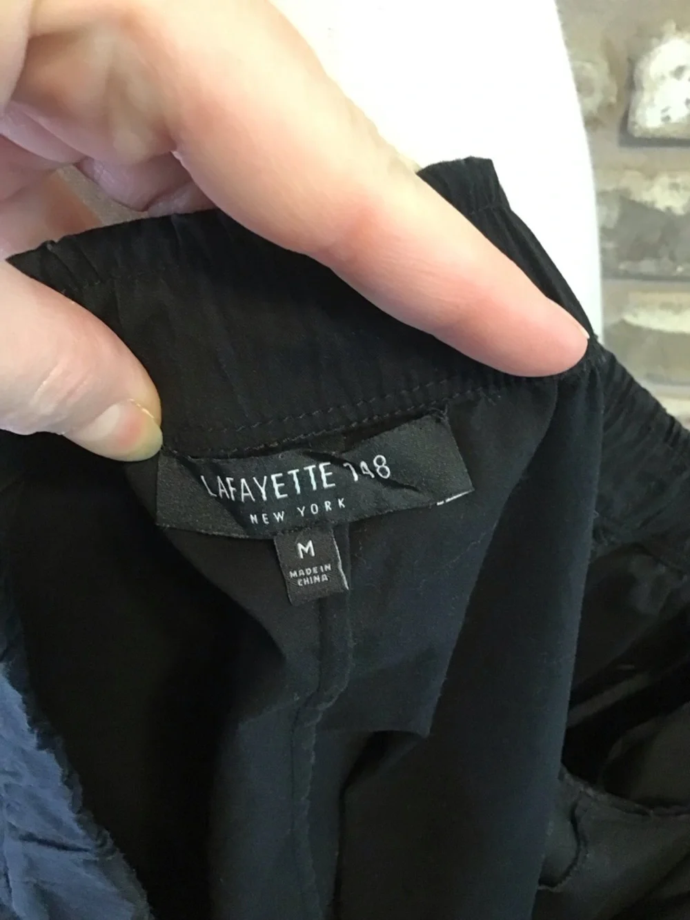 Lafayette 148 New York Women's Black Short Sleeve Off-Shoulder Top M - Picture 5 of 6